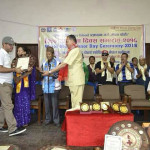 a-sssion-volunteer-receiving-running-shield-on-world-blood-donars-day